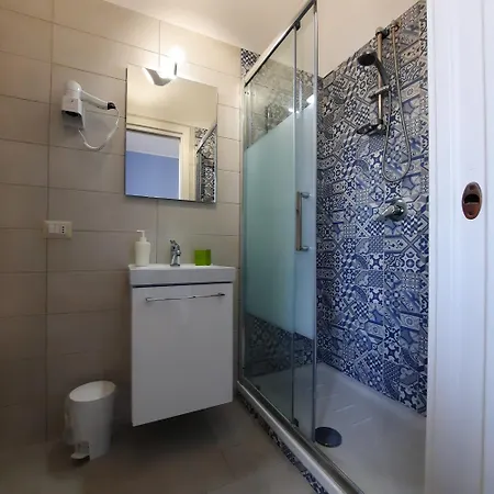 Casa Signorile * Помпеї